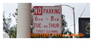 A San Francisco, partout des panneaux indiquent les jours et horaires de nettoyage des rues