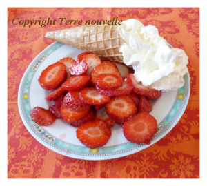 salade-de-fraises-creme-chantilly Salade de fraises et crème chantilly