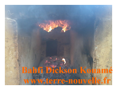 Fabrication de charbon de bambou par Bahfi Dickson Kouamé, en Cote dIvoire Comment fabriquer du charbon de bambou gazéification : méthane qui brûle